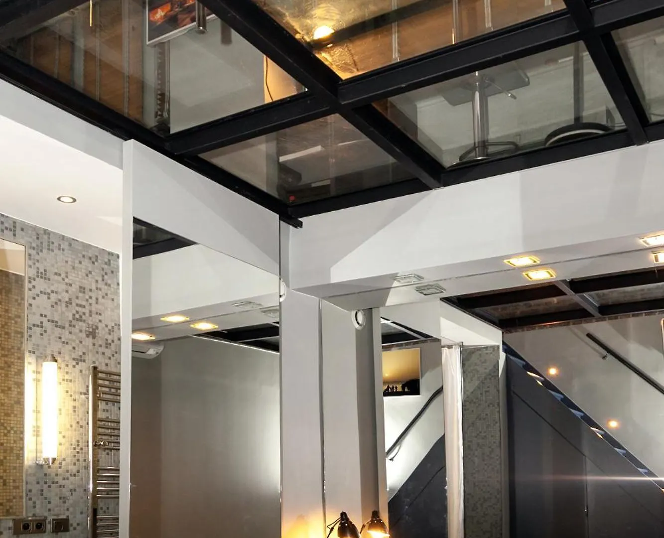 Loft Atypique Avec Terrasse, Calme Et Cosy *