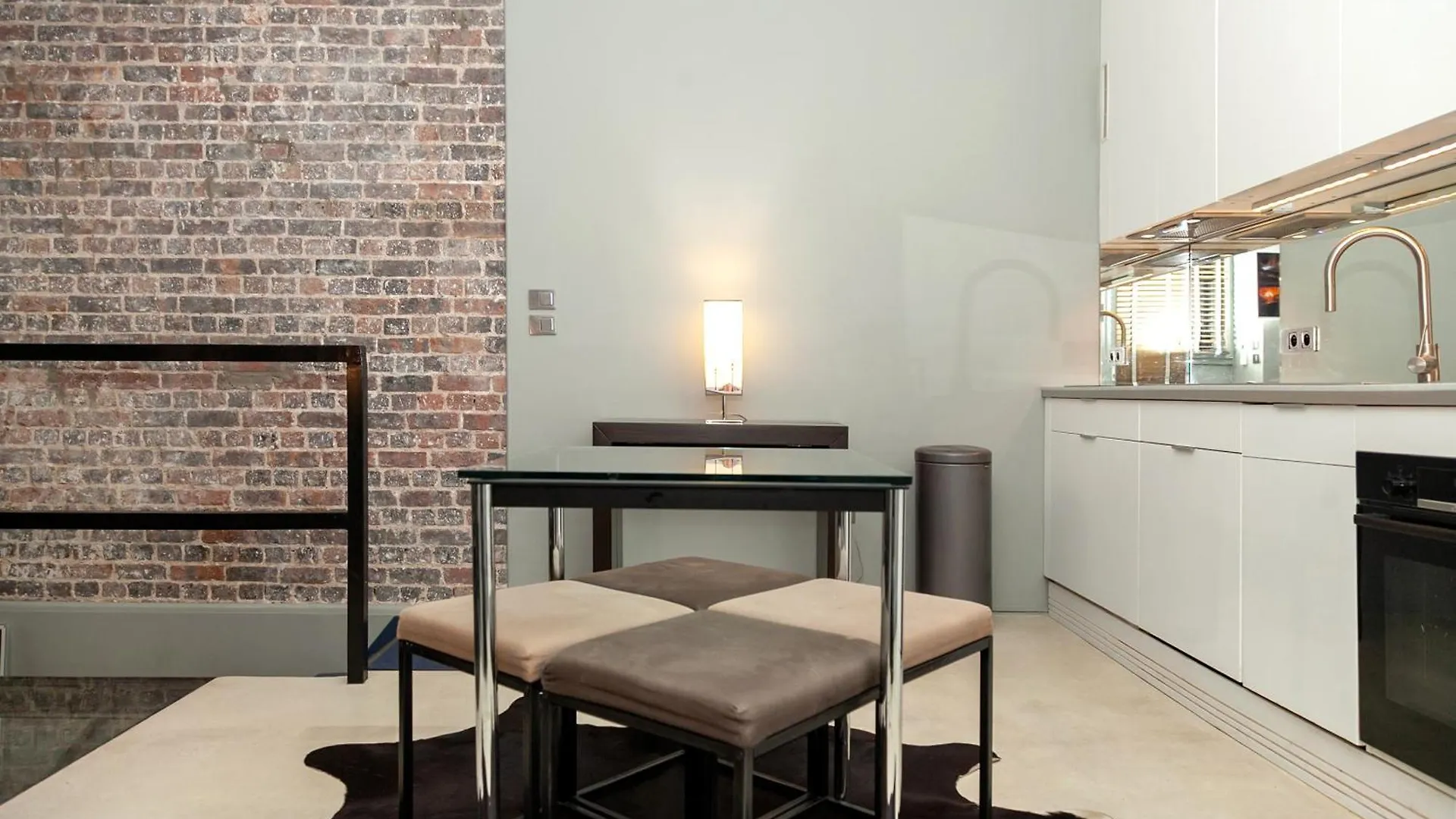 Loft Atypique Avec Terrasse, Calme Et Cosy Apartamento París