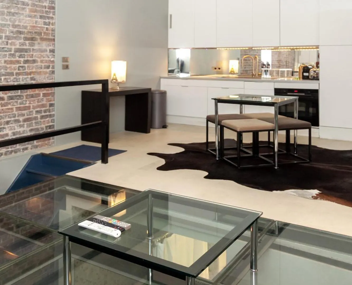 Appartamento Loft Atypique Avec Terrasse, Calme Et Cosy *